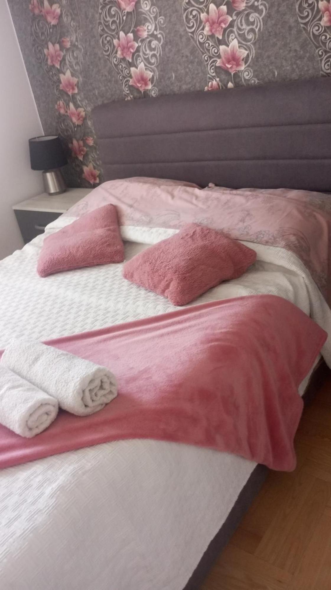 Apartman Gana Altina Lux Belgrad Exterior foto